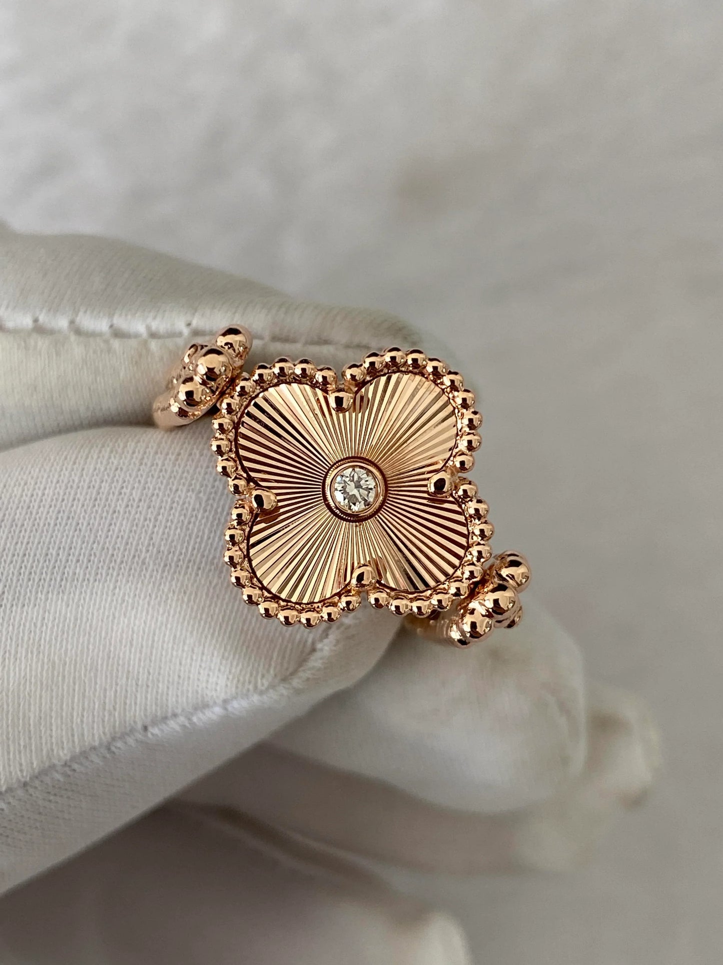 Carnelian Vintage Alhambra 18K Rose Gold Diamond Reversible Ring