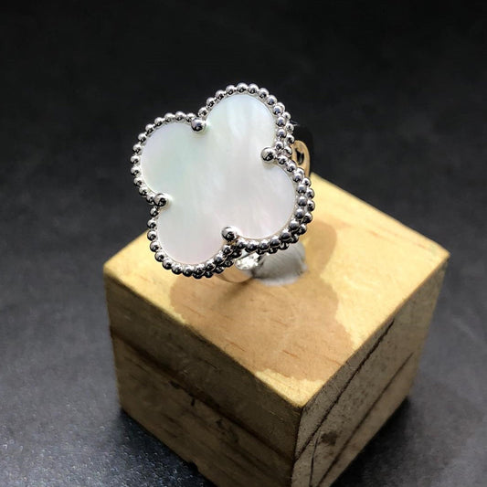 18K White Gold Mother of Pearl Magic Alhambra Ring